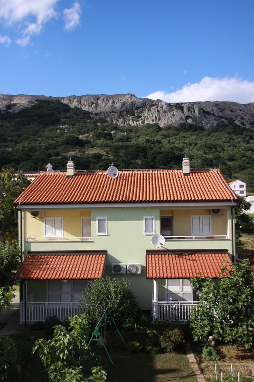 Mediterranean Oasis Apartments Baška Eksteriør bilde