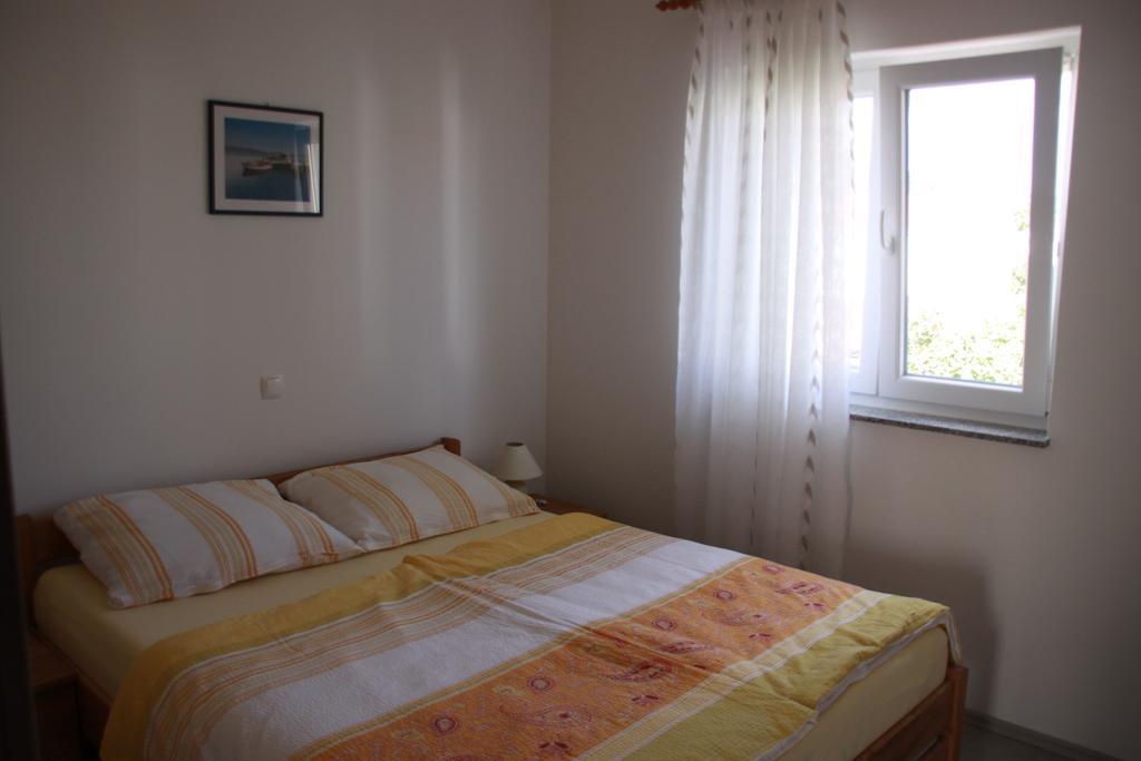 Mediterranean Oasis Apartments Baška Rom bilde